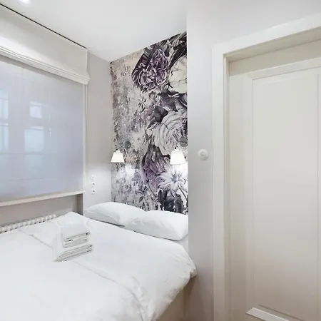 Mostowa Abdank Old Town By Bookinghost Apartman *